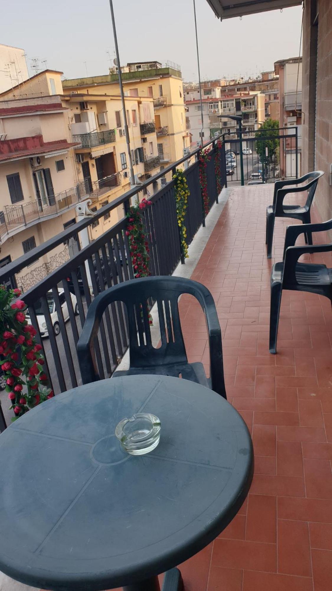 Napoli Stadio - 3 Bedrooms - 2 Bathrooms - Free Park Exteriér fotografie