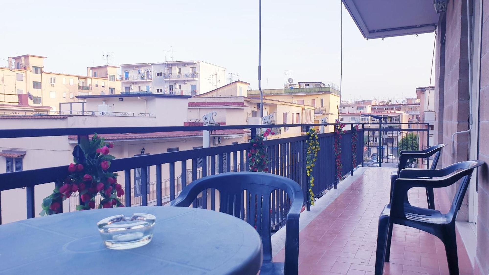 Napoli Stadio - 3 Bedrooms - 2 Bathrooms - Free Park Exteriér fotografie
